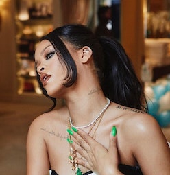 Rihanna green nails