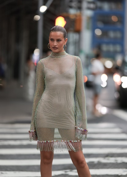 '90s brown lips New York Fashion Week street style beauty trend